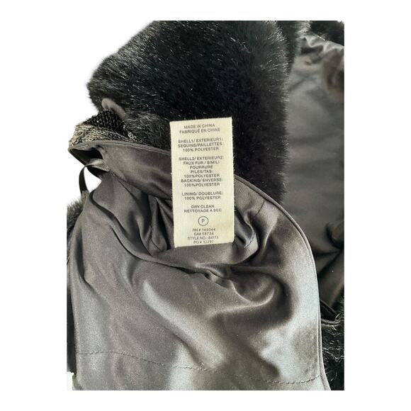 AVEC LES FILLES Crop Top NWT Black on Black Zip Sequin Bottom Faux Fur Top Large - Picture 13 of 13